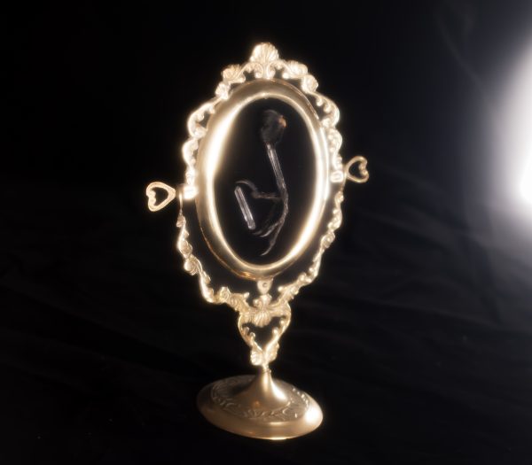 Crow Claw in Gold Frame